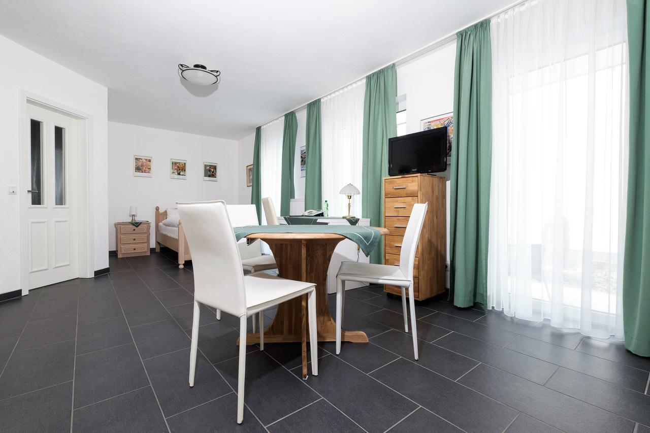 Hotel Garni Jacobs Bonn Esterno foto